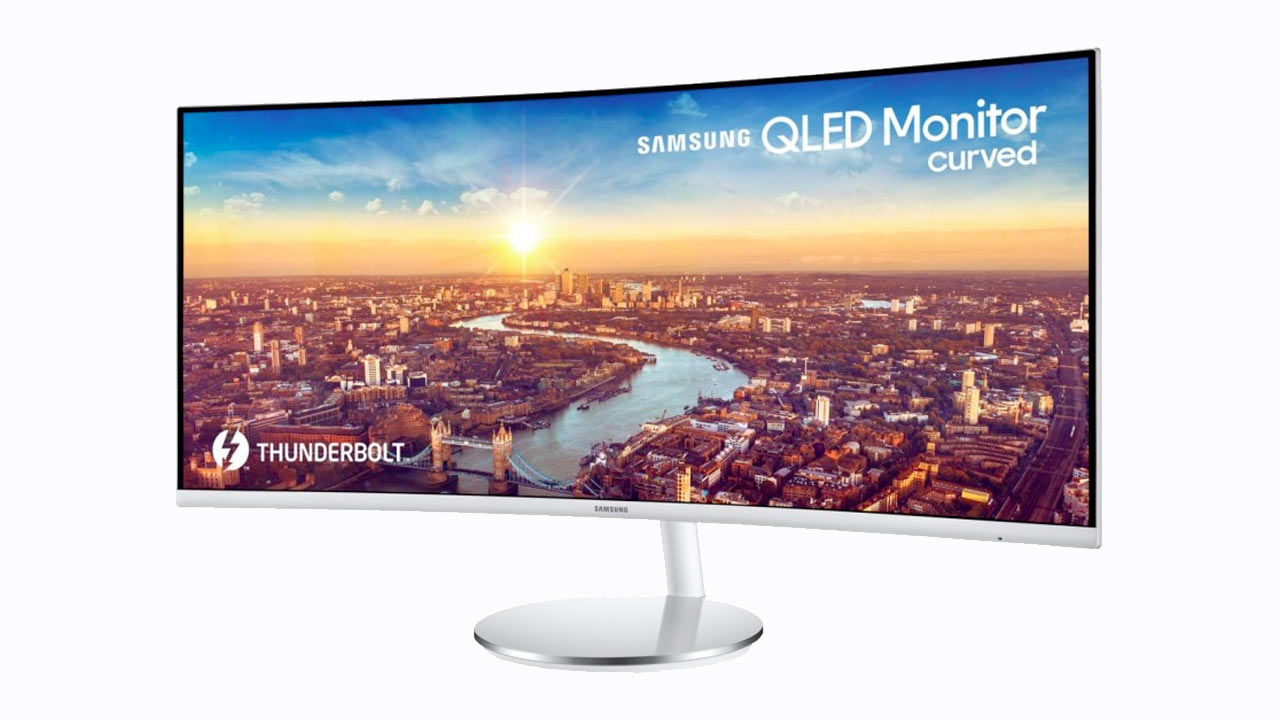 What are the Benefits of a Curved Monitor? (4 Best Benefits)