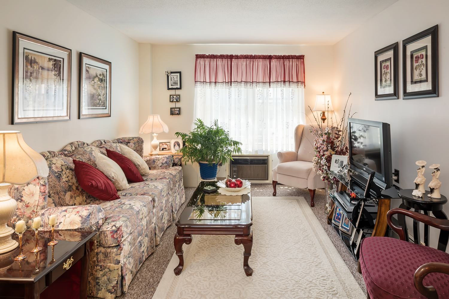 Stewart Property Management Coliseum Seniors ResidenceNashua, NH