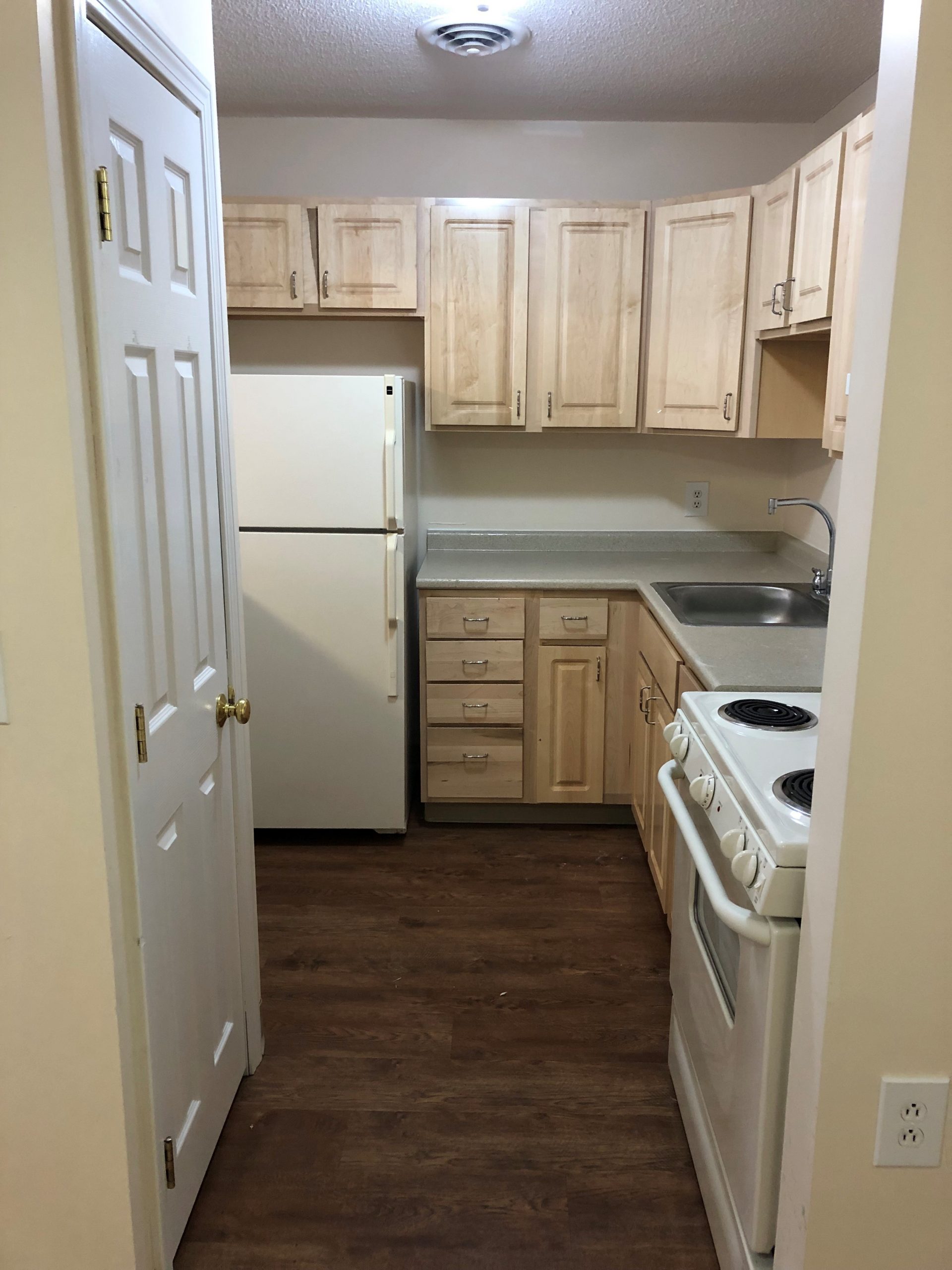 Stewart Property Management Pine Village Estates Bedford, NH