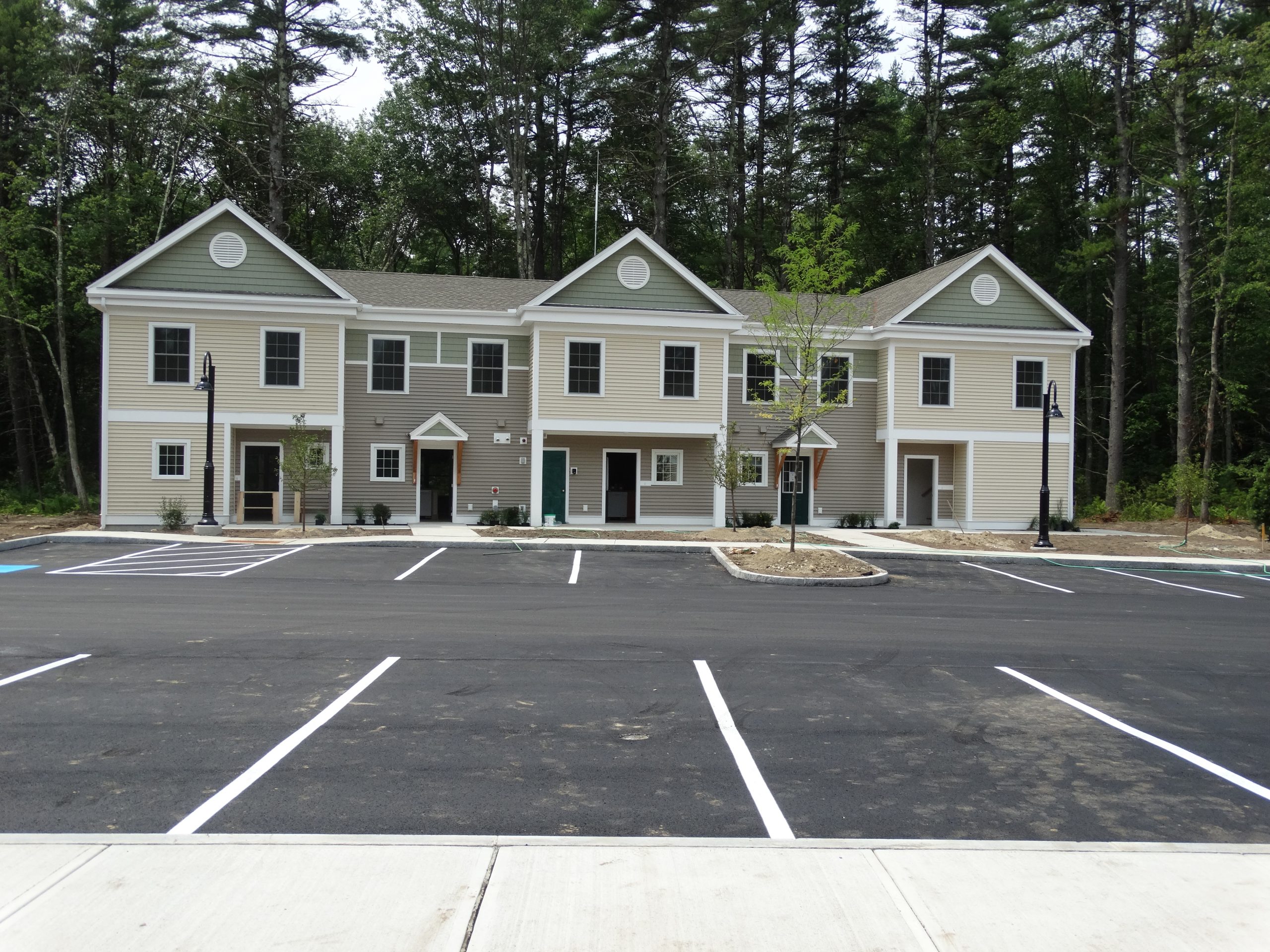 Stewart Property Management Townhomes at Whittemore PlaceLondonderry, NH