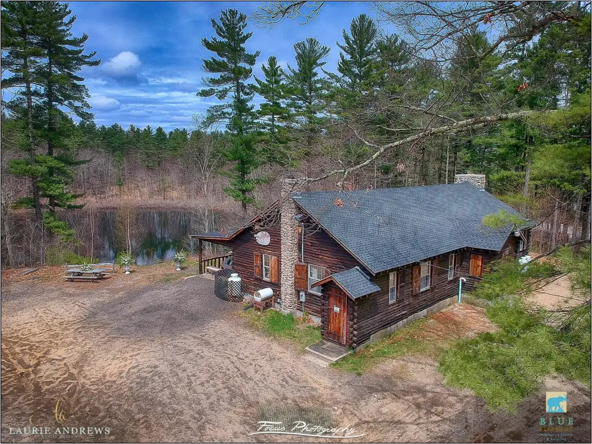 Stickney Lodge Event Venue Log Lodge excellent for many events.