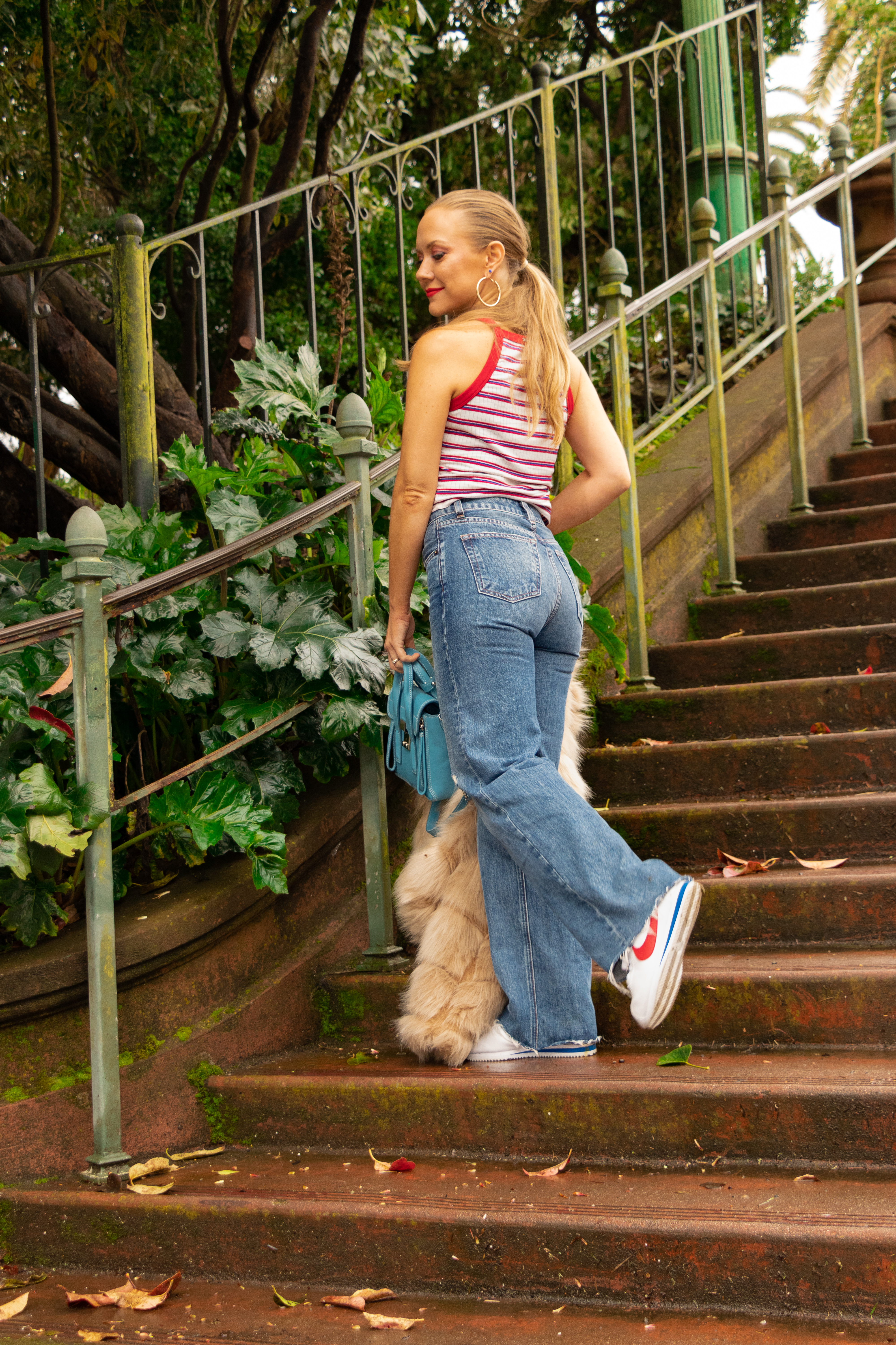 casual, glam, comfortable, cute outfit with nike cortez and reformation jeans