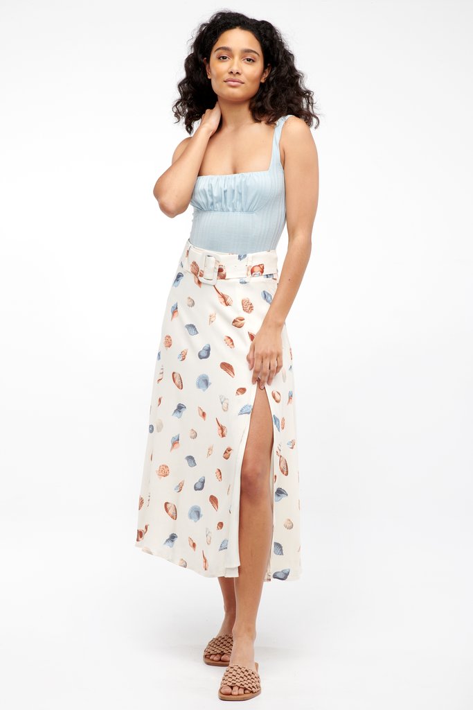 sustainable and ethical fashion brands that aren't dumpy AF