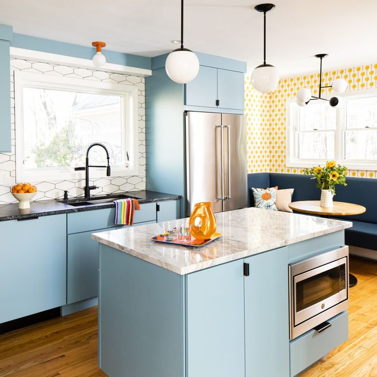Transform Your Kitchen 21 Bright and Adorable Yellow and Blue Kitchen