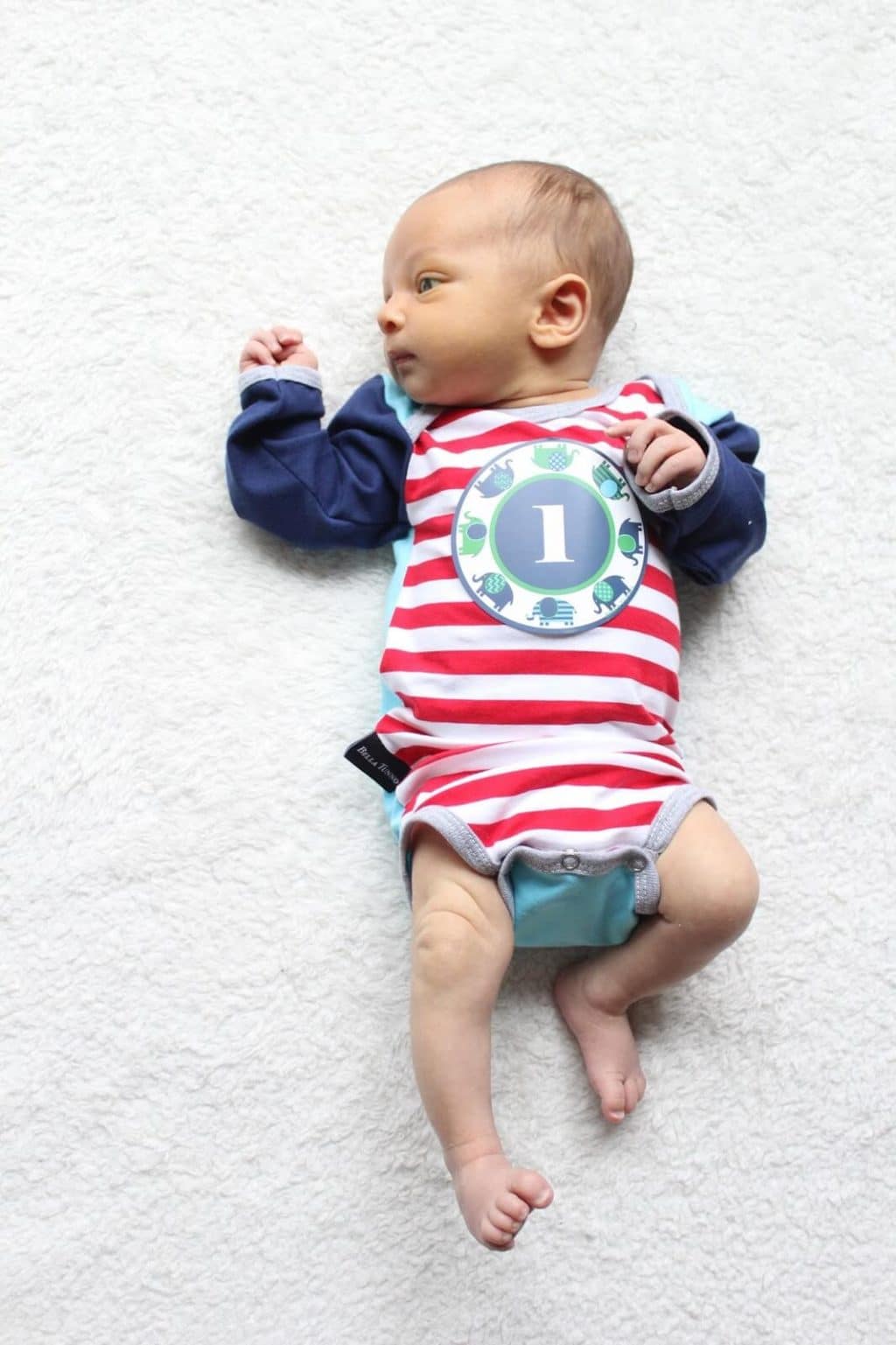 Baby Update 1 Month Old Stilettos & Diapers
