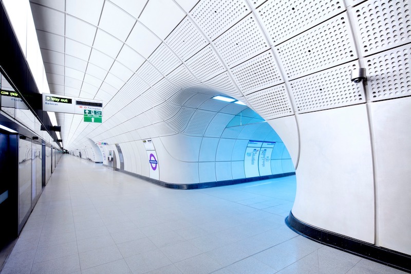 紫色伊麗莎白線5/24通車,可從英國希斯羅機場往返倫敦市區