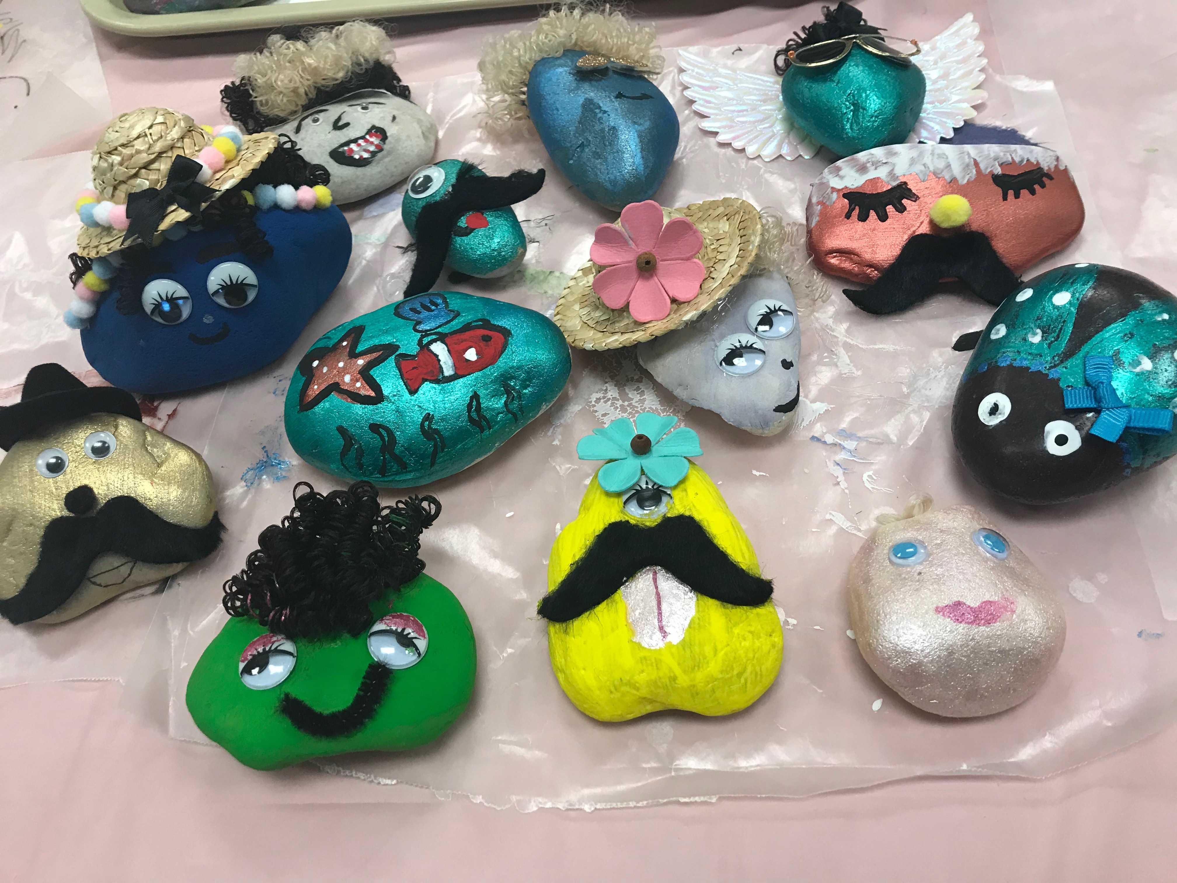 pet rock examples The Stinger