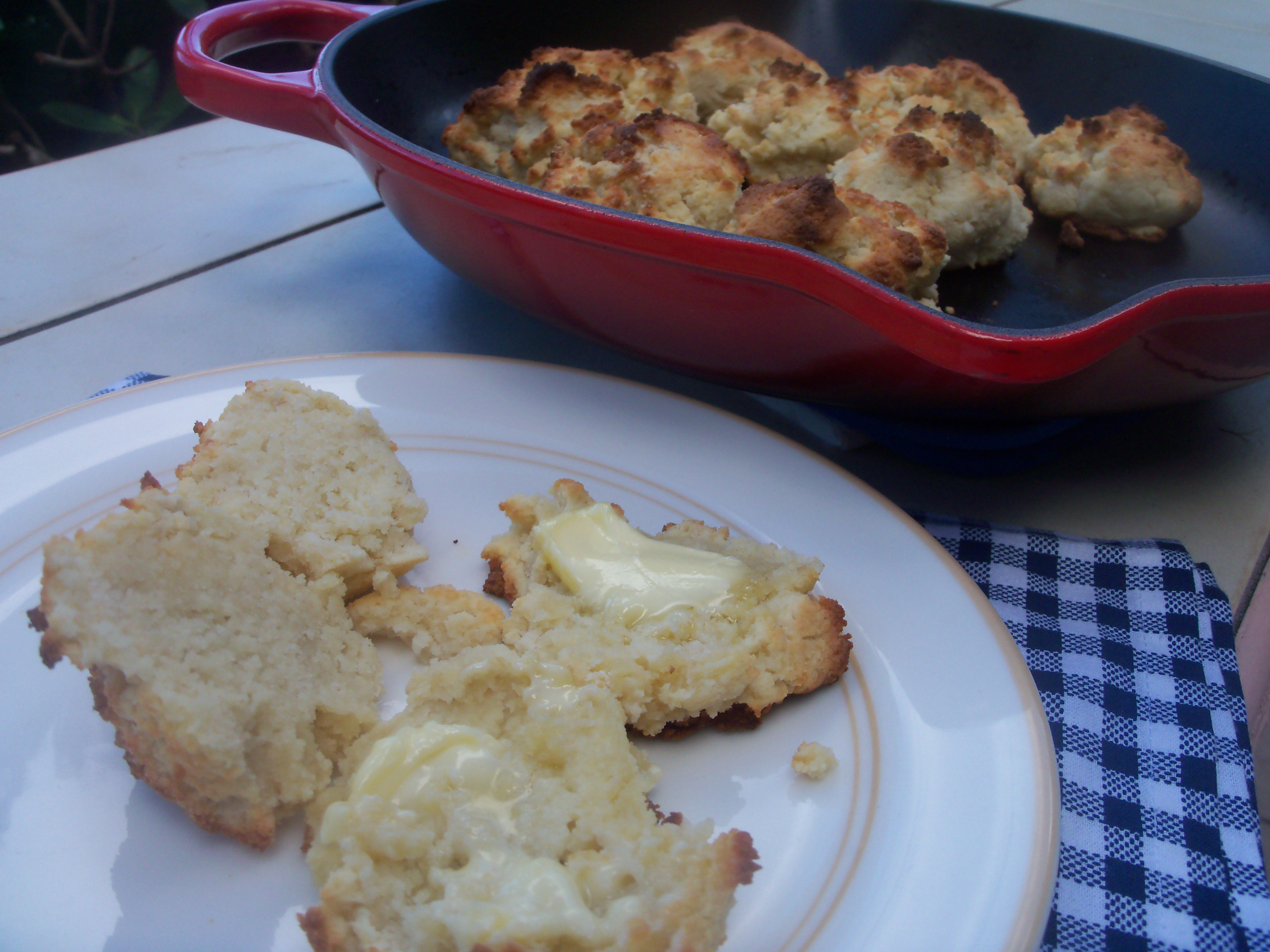 Low Carb Sour Cream Drop Biscuits