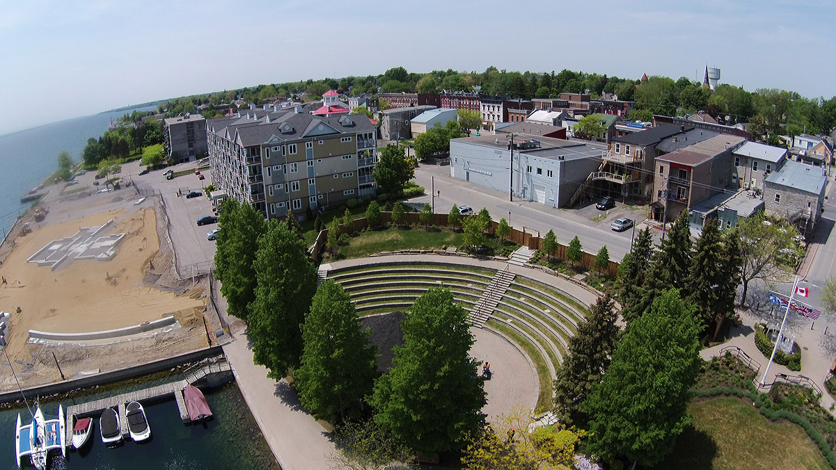 PH0365 The Waterfront Amphitheatre.