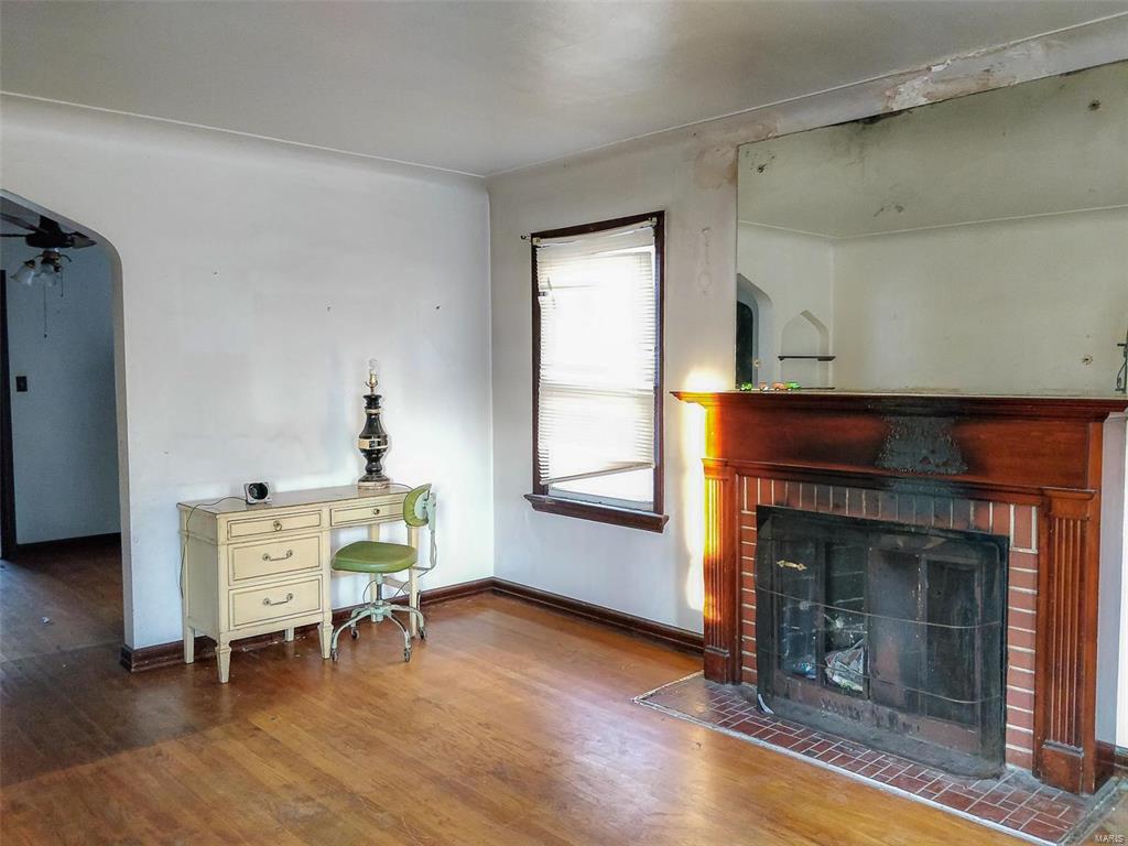 7735 Snowden Ave. Richmond Heights, MO 63117 St. Louis Wholesale Deals