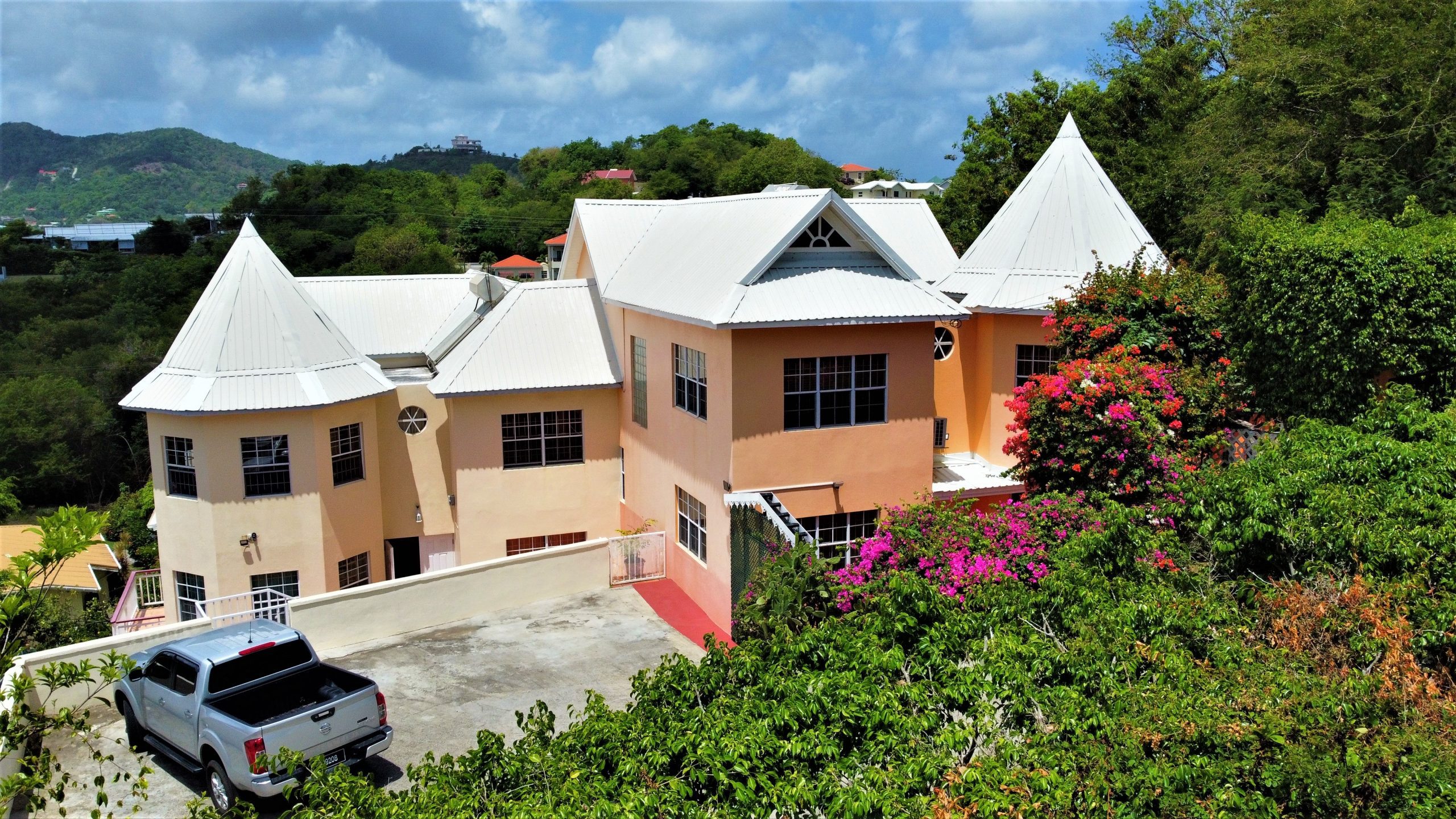 Split Level Home in Bonne Terre BON044 St. Lucia Homes Real Estate