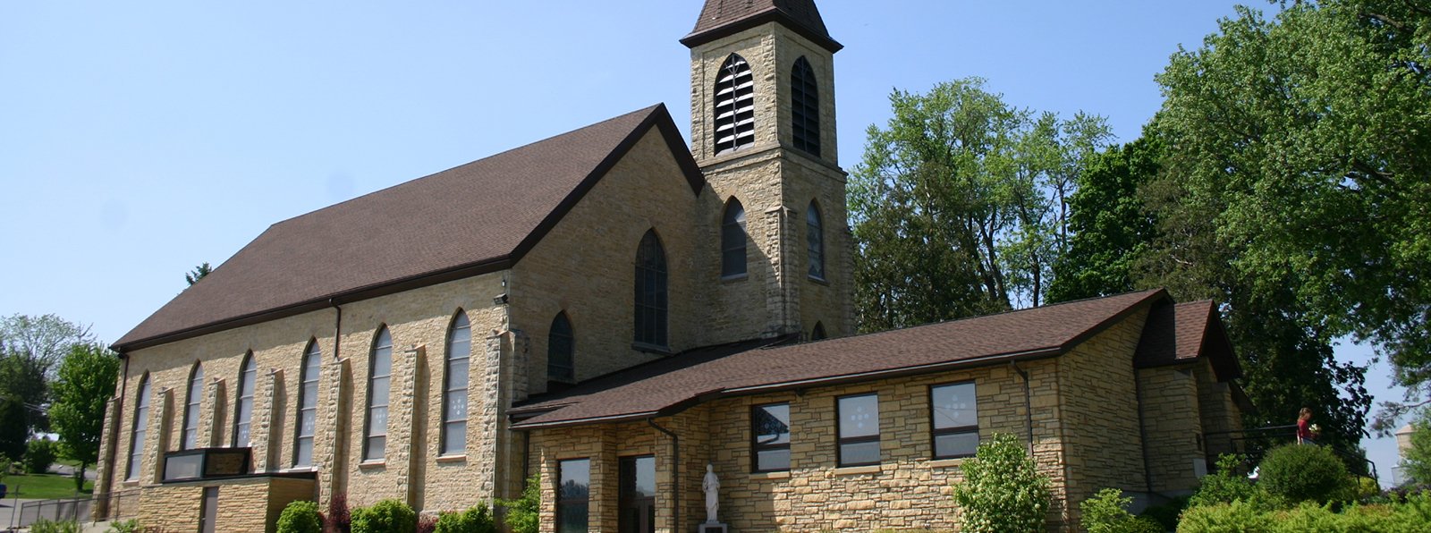 St. Mary of Pine Bluff Catholic Church St. Mary of Pine Bluff is a glorious church surrounded
