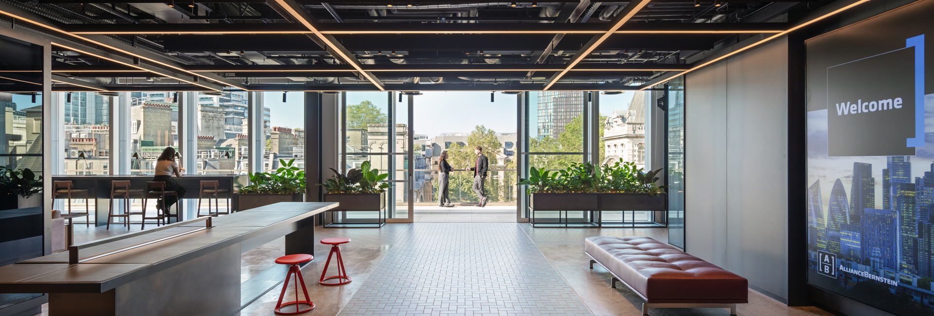 AllianceBernstein London Financial Construction Structure Tone