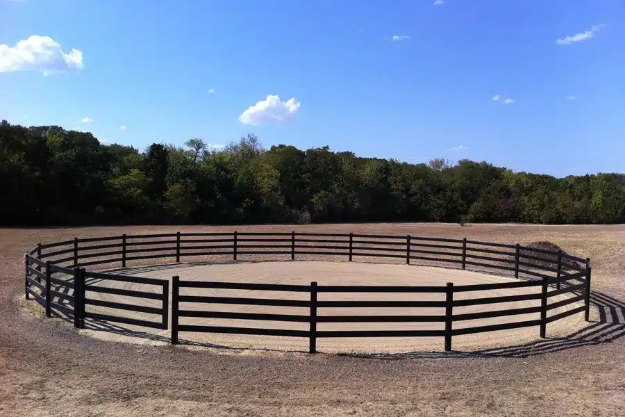 Best horse fencing for a round yard.