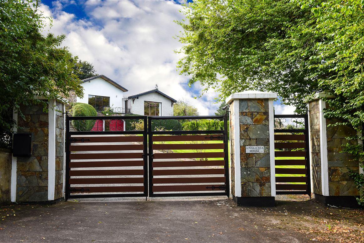 Anglesea House, Lower Kensington, Coach Hill, Cork, Rochestown, Co