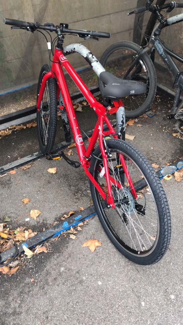 Stolen Carrera bicycles Axel ltd