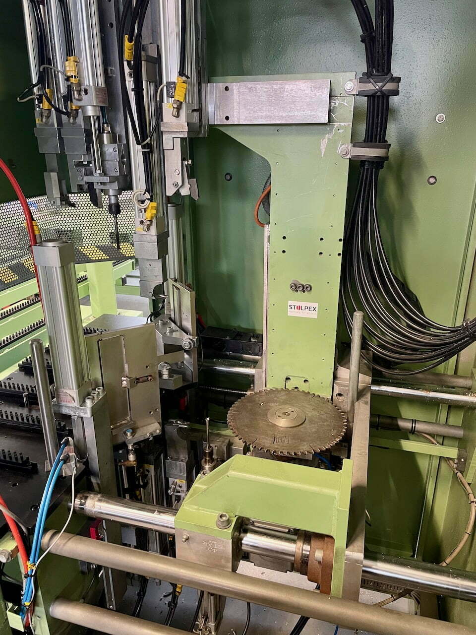 » Verputzautomat CNC URBAN SV 420 STOLPEX Maszyny do Produkcji Okien