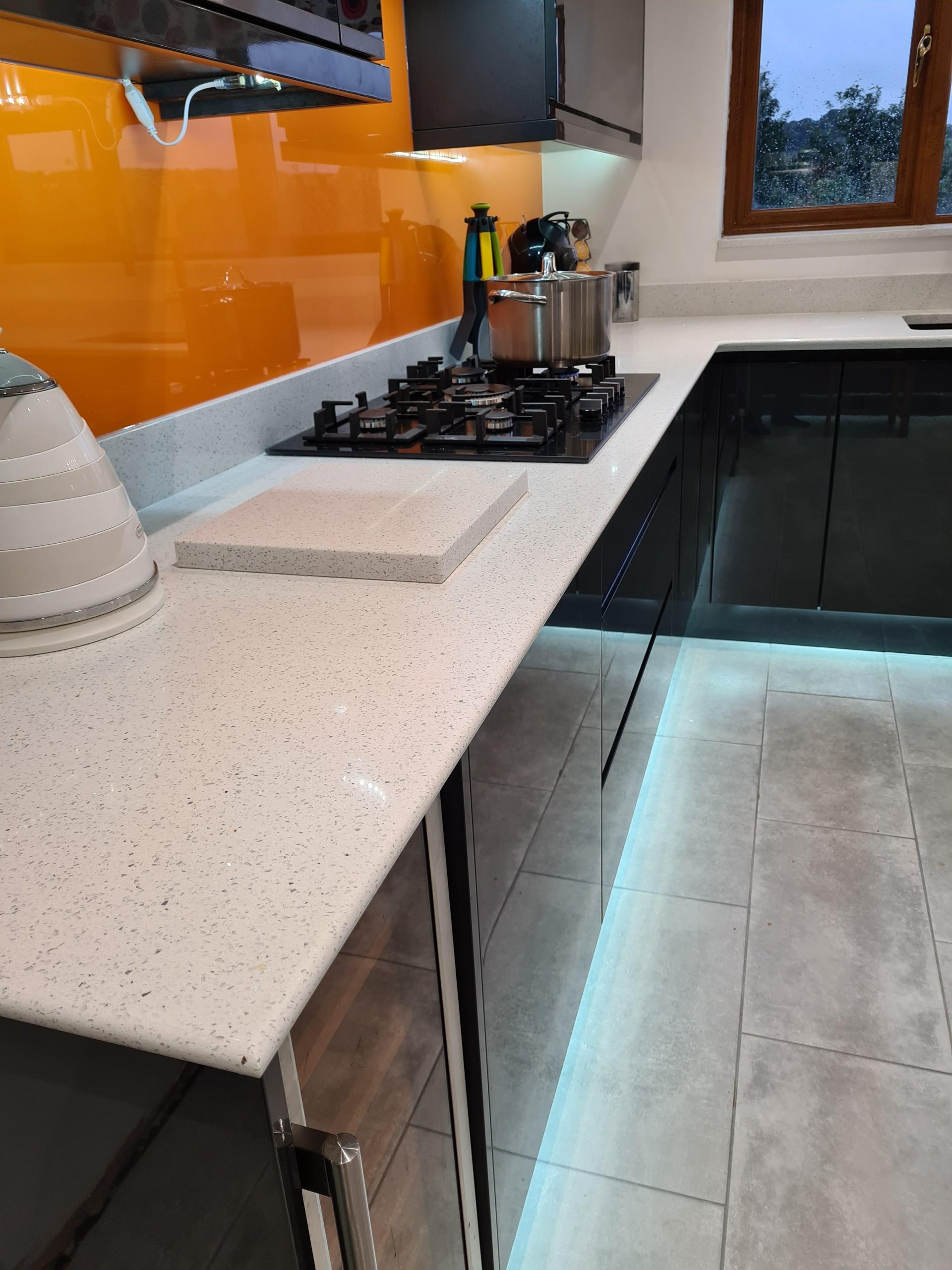 Simply Quartz White Sparkle Stone Synergy