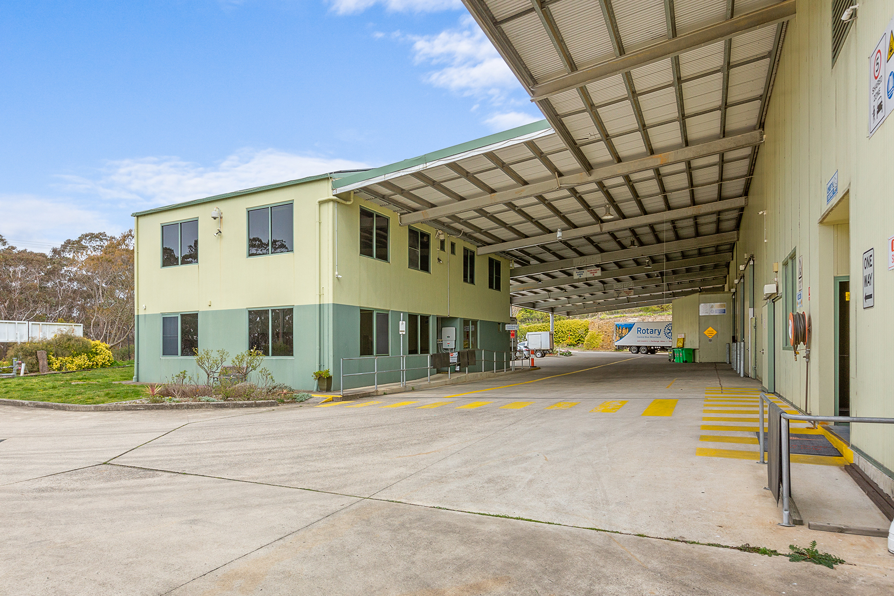 Purposebuilt Refrigerated Warehouse and Head Office Complex in