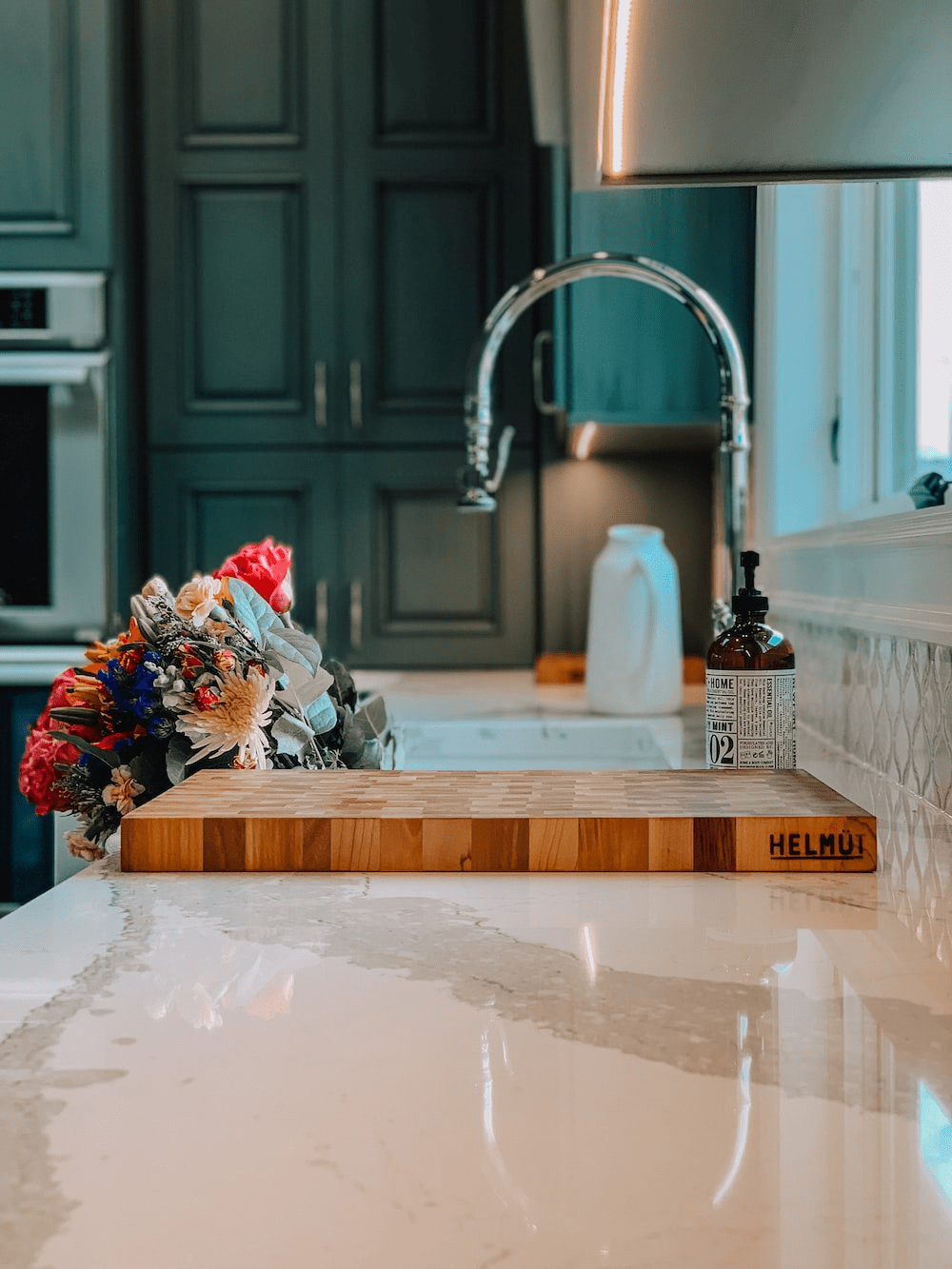 What Makes Quartz Countertops Naples' Popular Choice? Stone Express Inc.