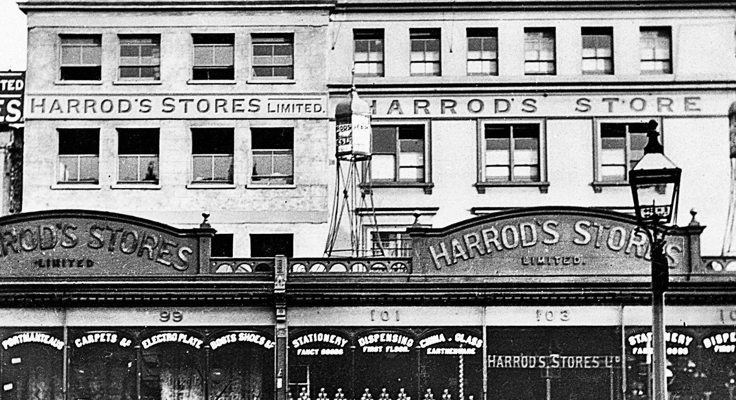 История Harrods Лондонский универмаг. Harrods самый большой в европе