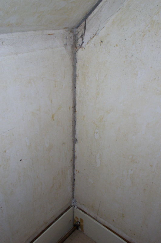 Fix Loose Plaster with Plaster Washers Stonehaven Life