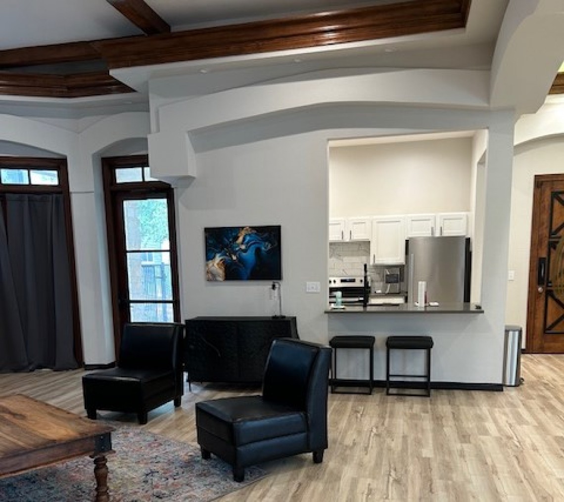 Stoneleigh Condominiums