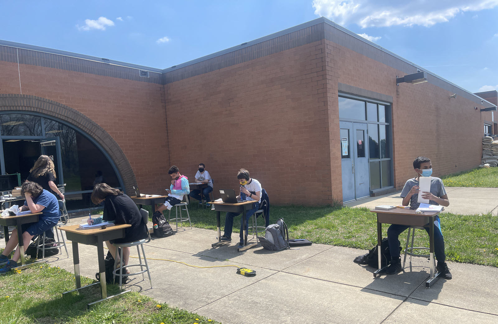 Outdoor Learning with Mrs. Scheetz! Stone Middle School