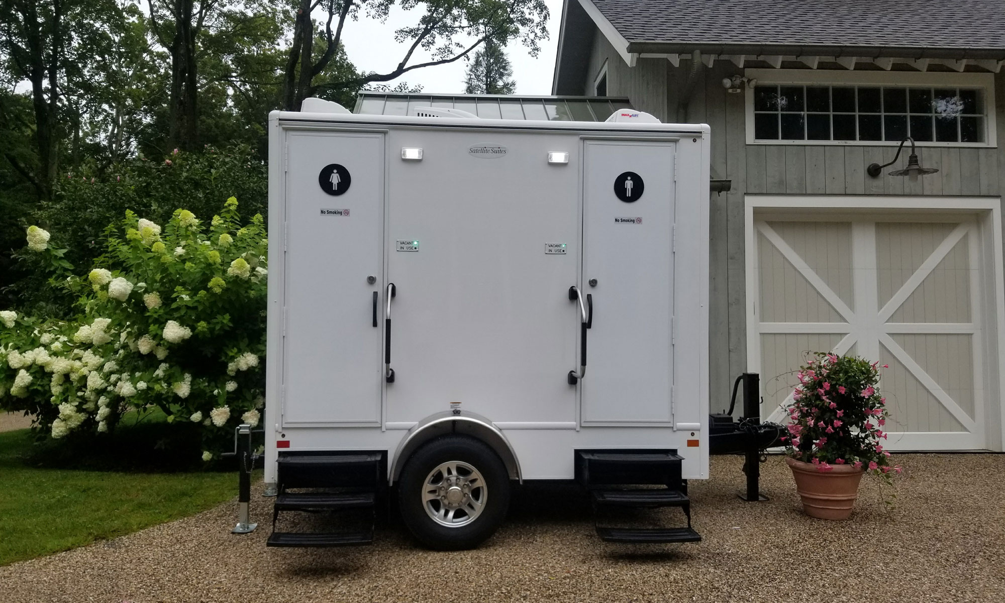 Restroom Trailer Rental Cost at Shirley Abbott blog