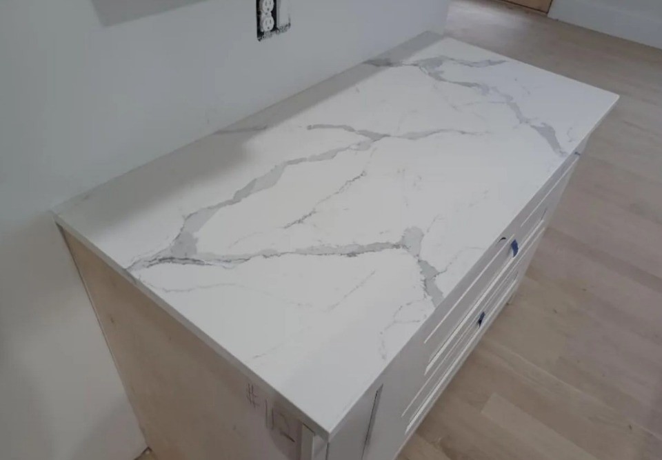 Unique Statuario Quartz Stone Statements