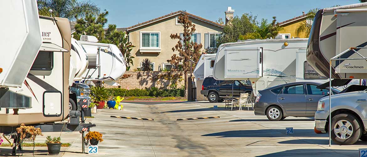 Stone Villa RV Park Orange County, CA, Table to the Coast