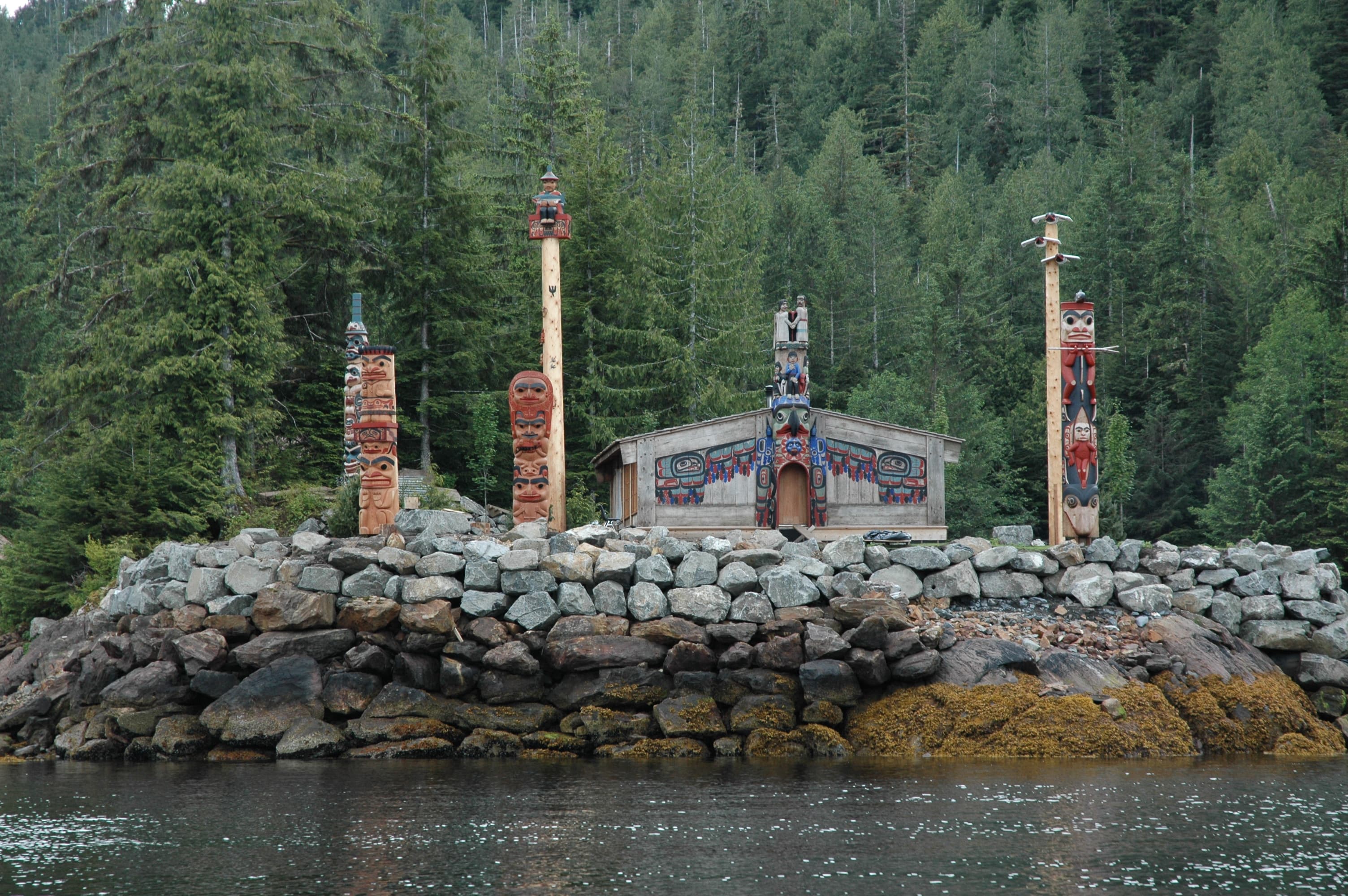 Totem Pole Park Stonington Gallery