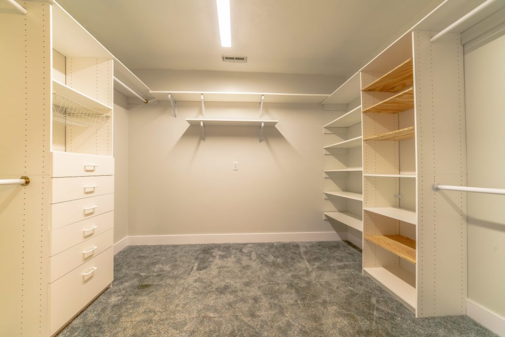 A StepByStep Guide To DIY Walk In Closet Storables