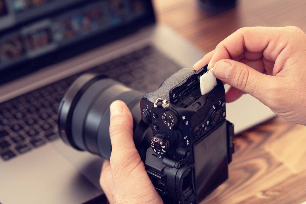 10 Best Camera Memory Card Brands To Go For Storables