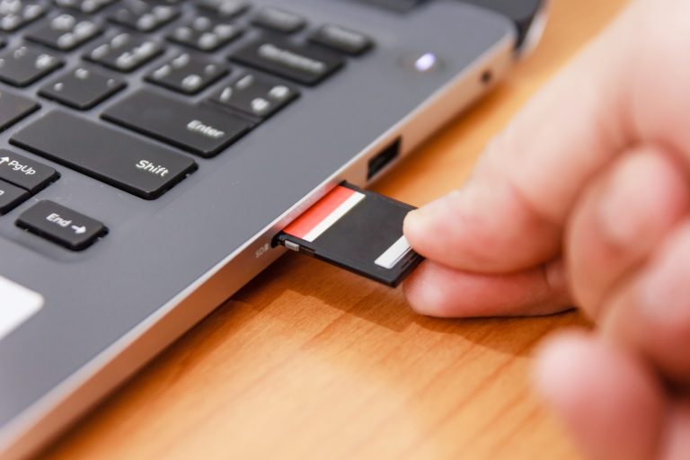 How Important Is A Flash Memory Card For Your Computer? Storables