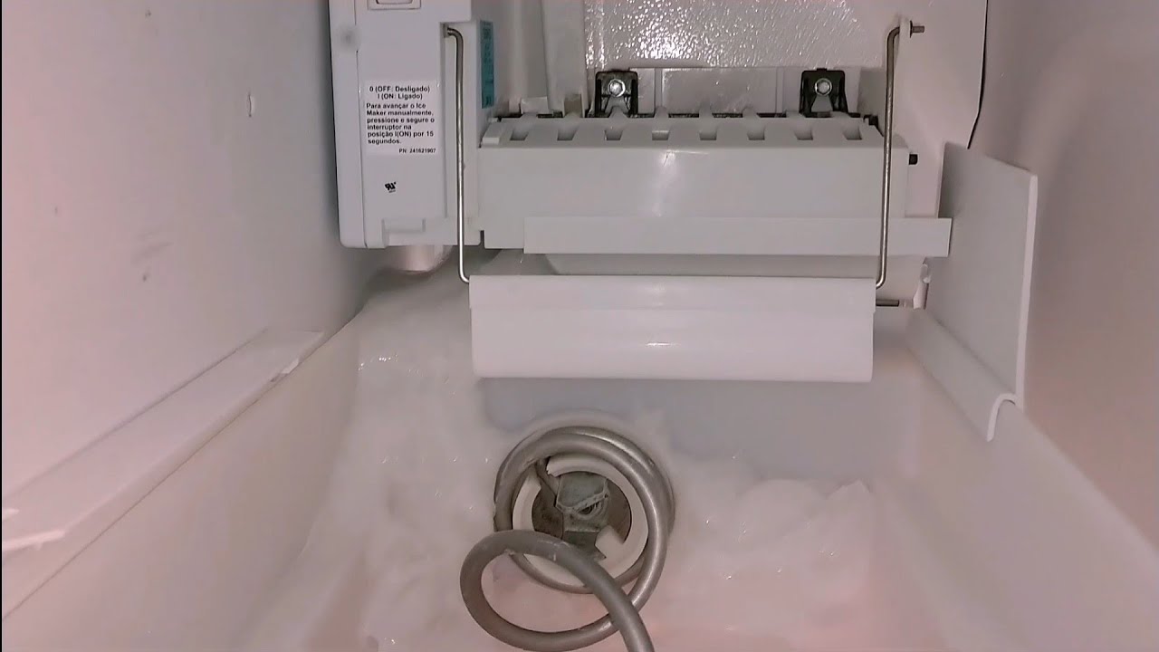 How Do I Stop My Ice Maker From Leaking Water? Storables