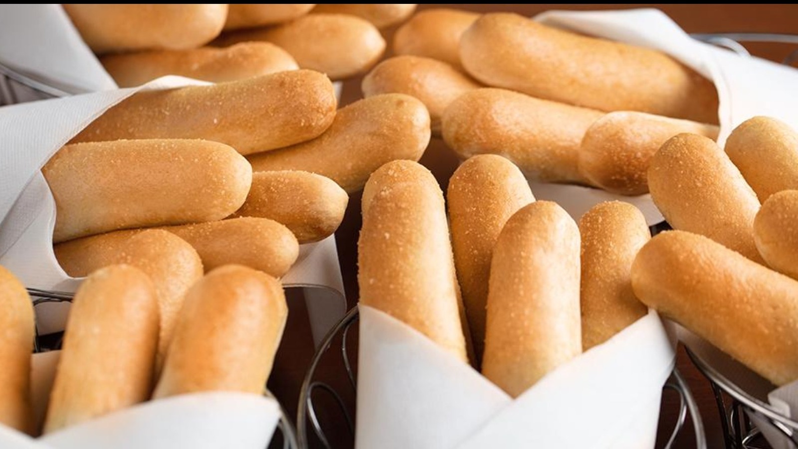 How Many Calories In An Olive Garden Breadstick Storables
