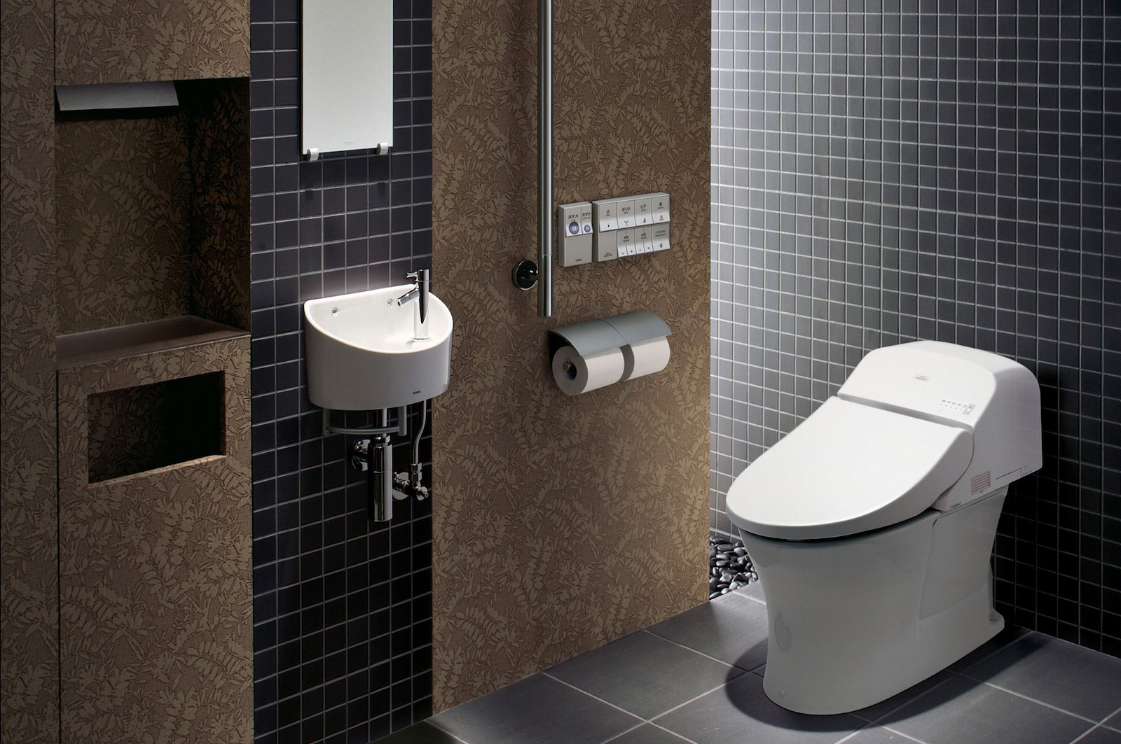 How To Use A Japanese Toilet Storables