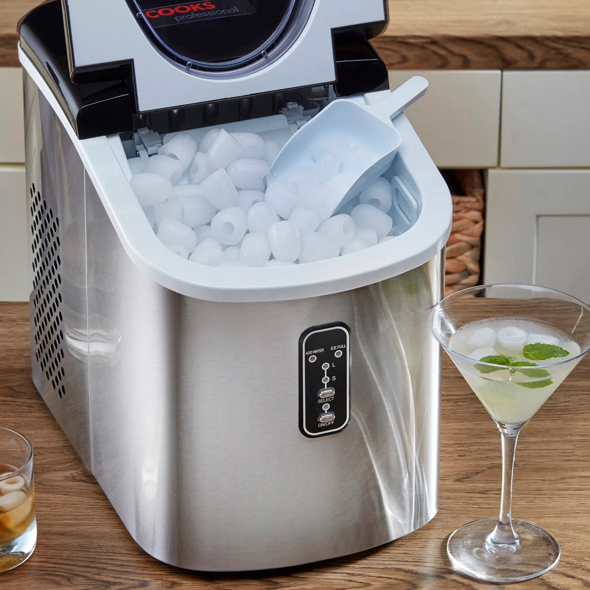 Why Is My Ice Melting In My Ice Maker Storables
