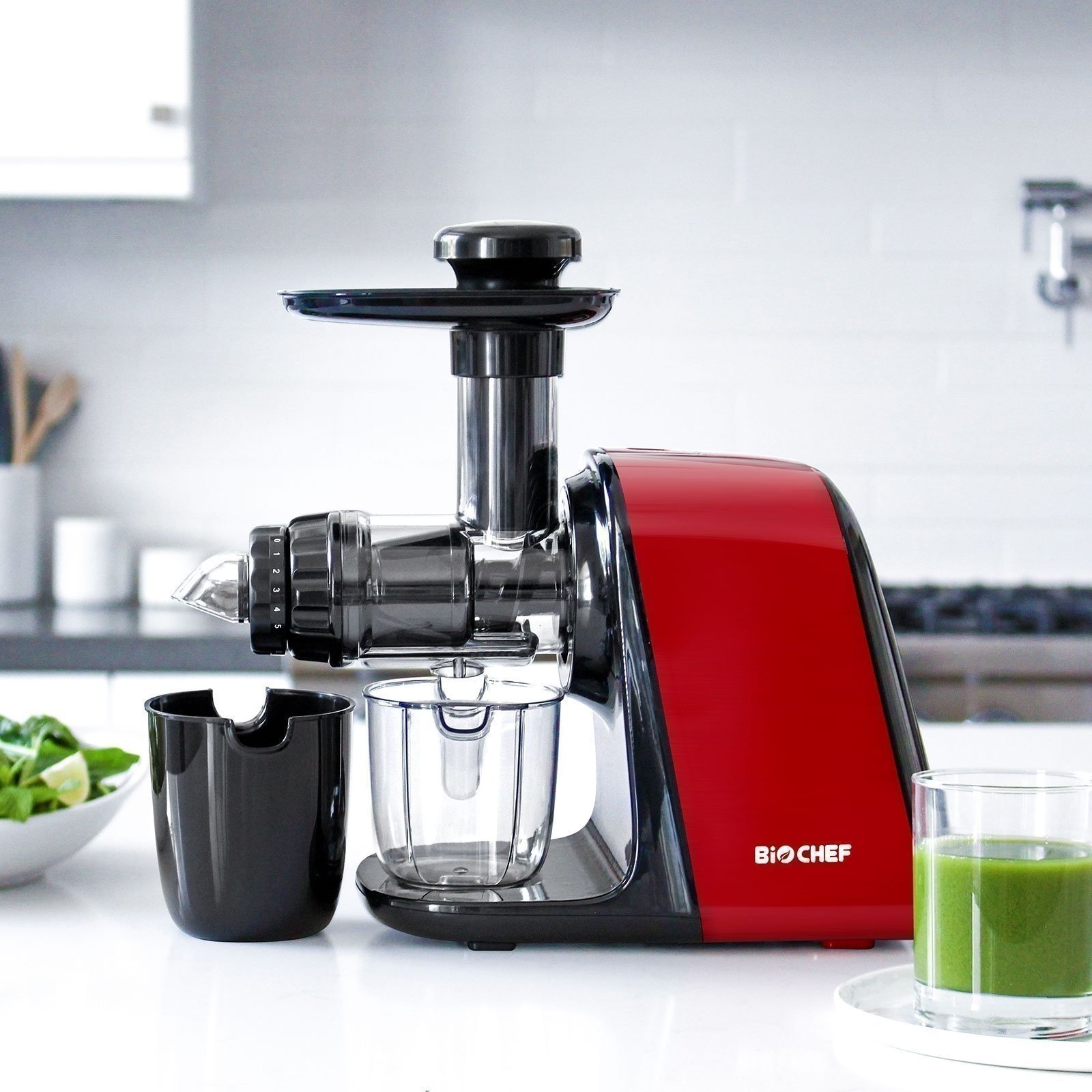 How Does A Cold Press Juicer Work Storables
