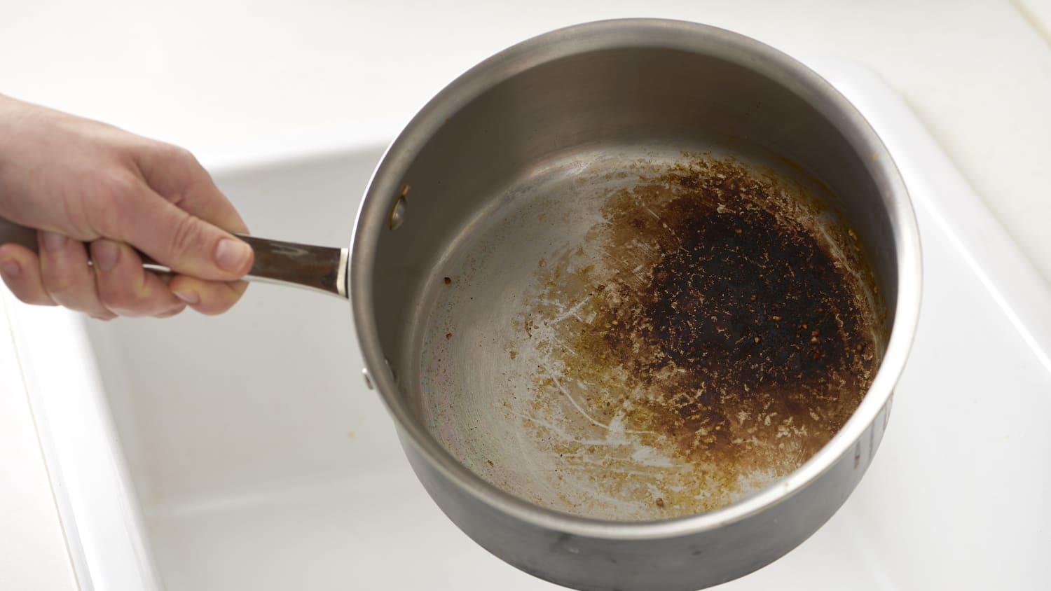 How To Clean A Burnt Pot 5 Tricks Professionals Use Storables