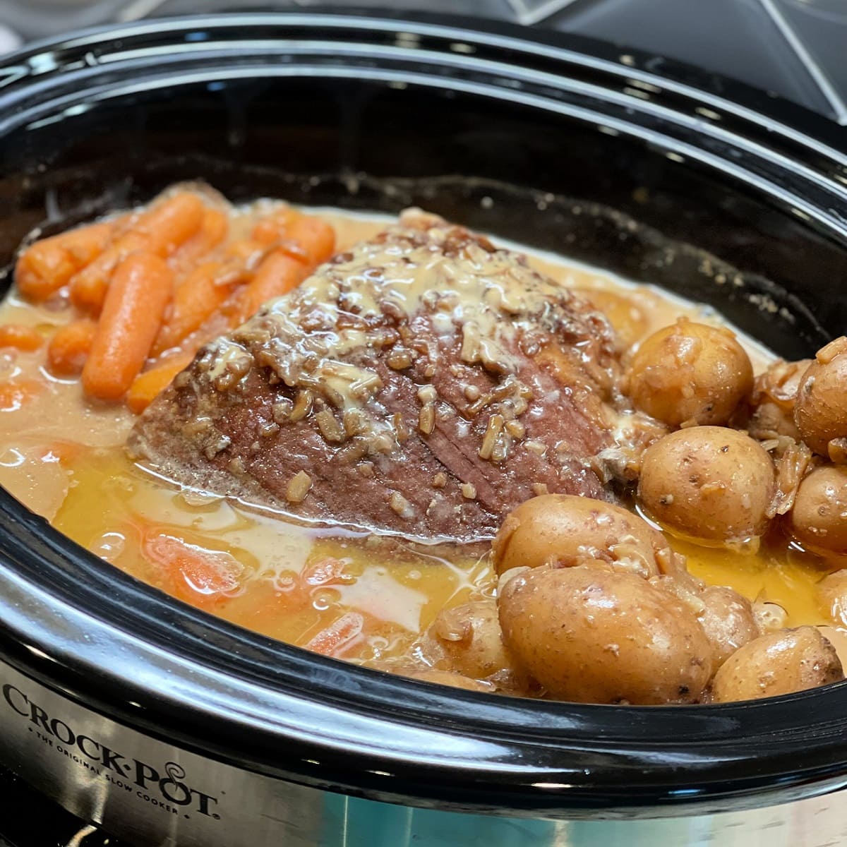 How To Cook Roast with Potatoes in a Slow Cooker Storables