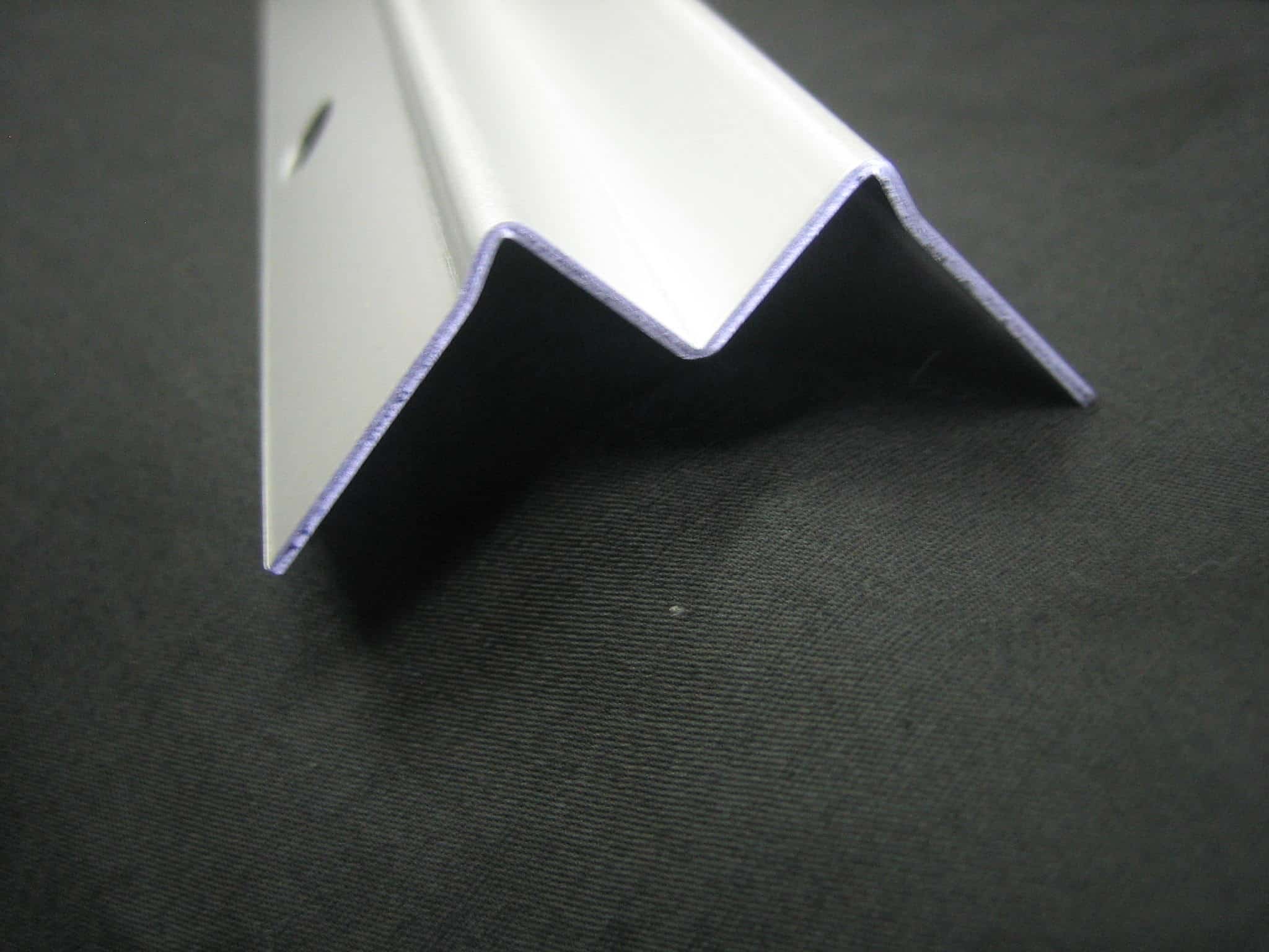 How To Install Corner Beads For Smooth Drywall Edges Storables