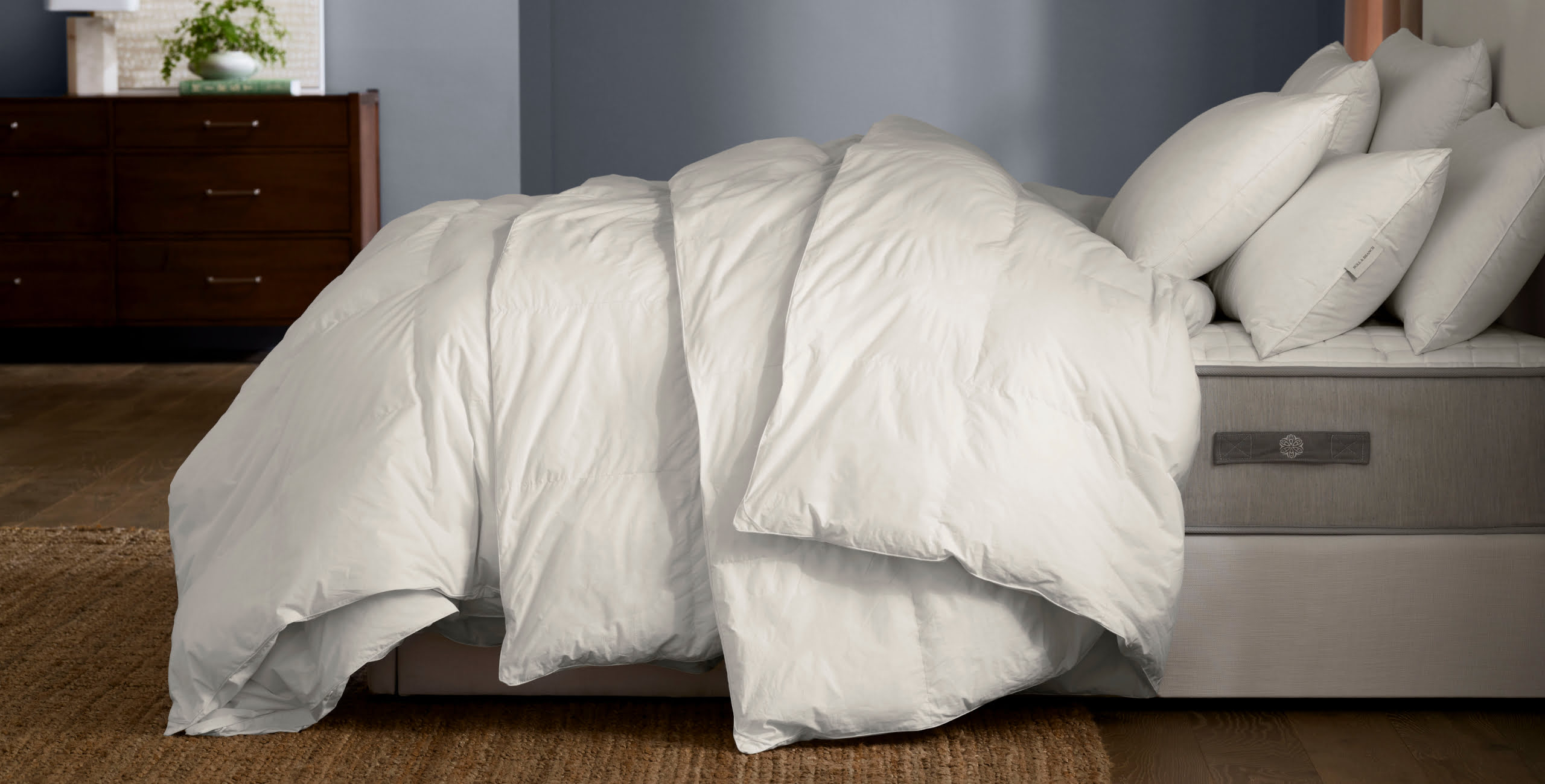 What Is The Difference Between A Comforter And A Duvet? Storables