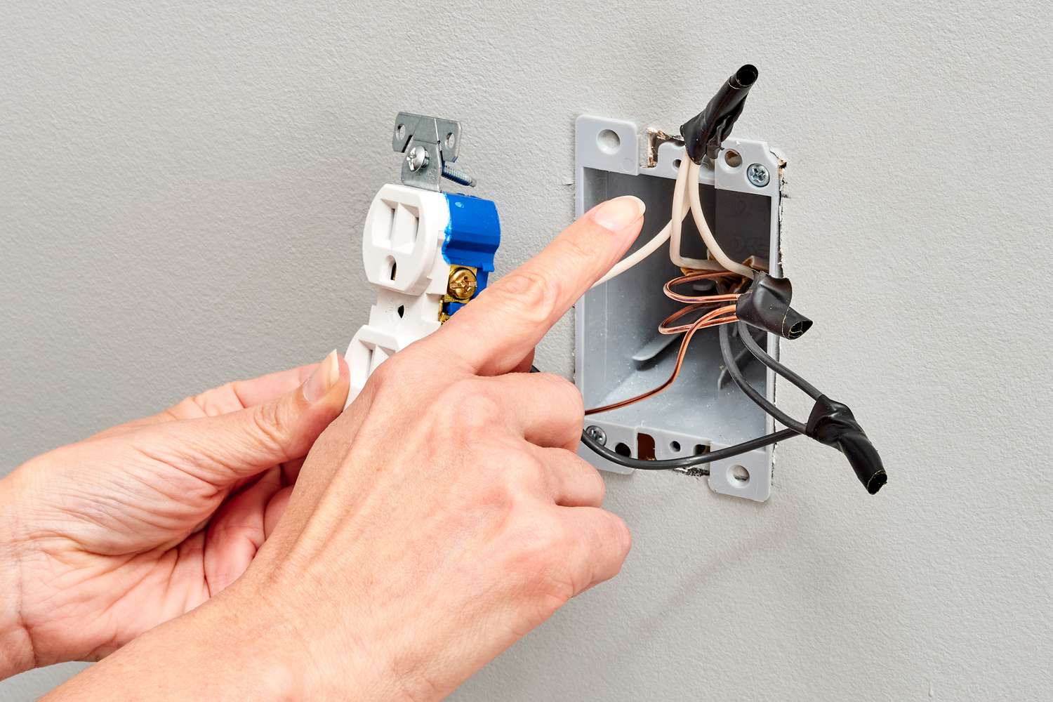 How To Fix Cut Electrical Cord Storables
