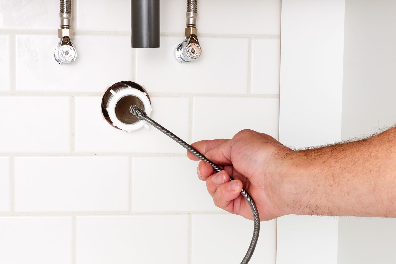 How To Make A Plumbing Snake Turn Corners Storables