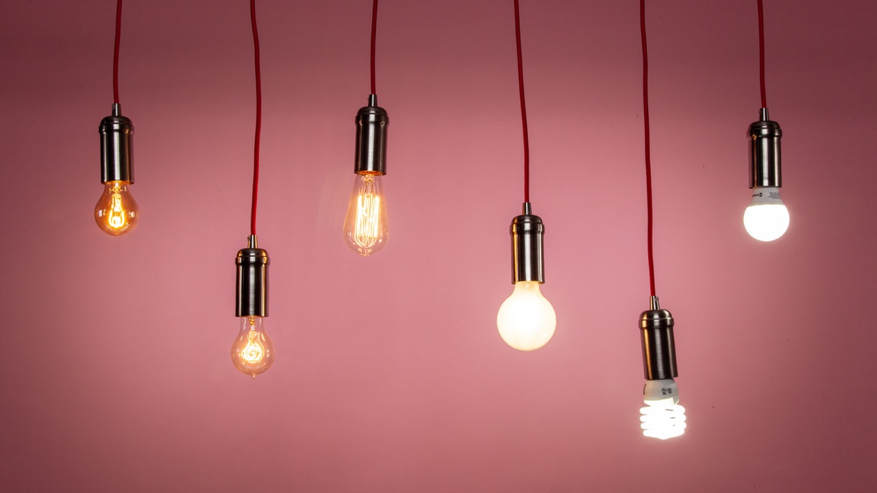 How To Pick The Right Light Bulb Storables