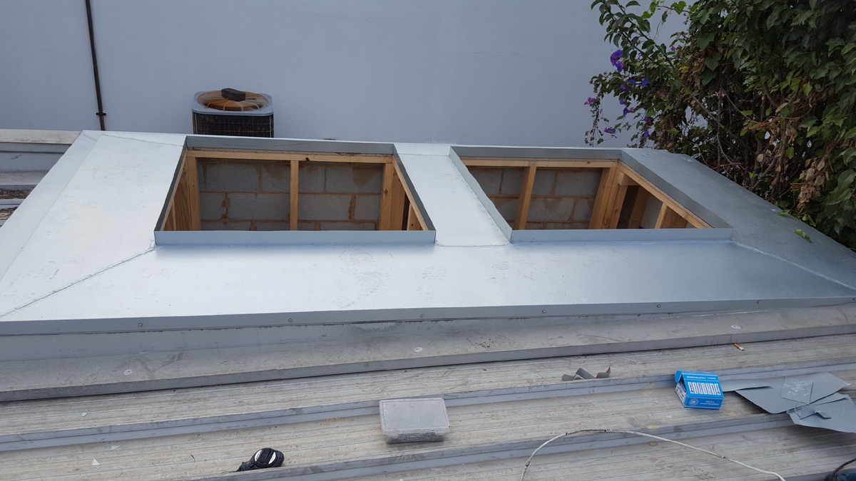 How To Reset A Skylight Frame | Storables