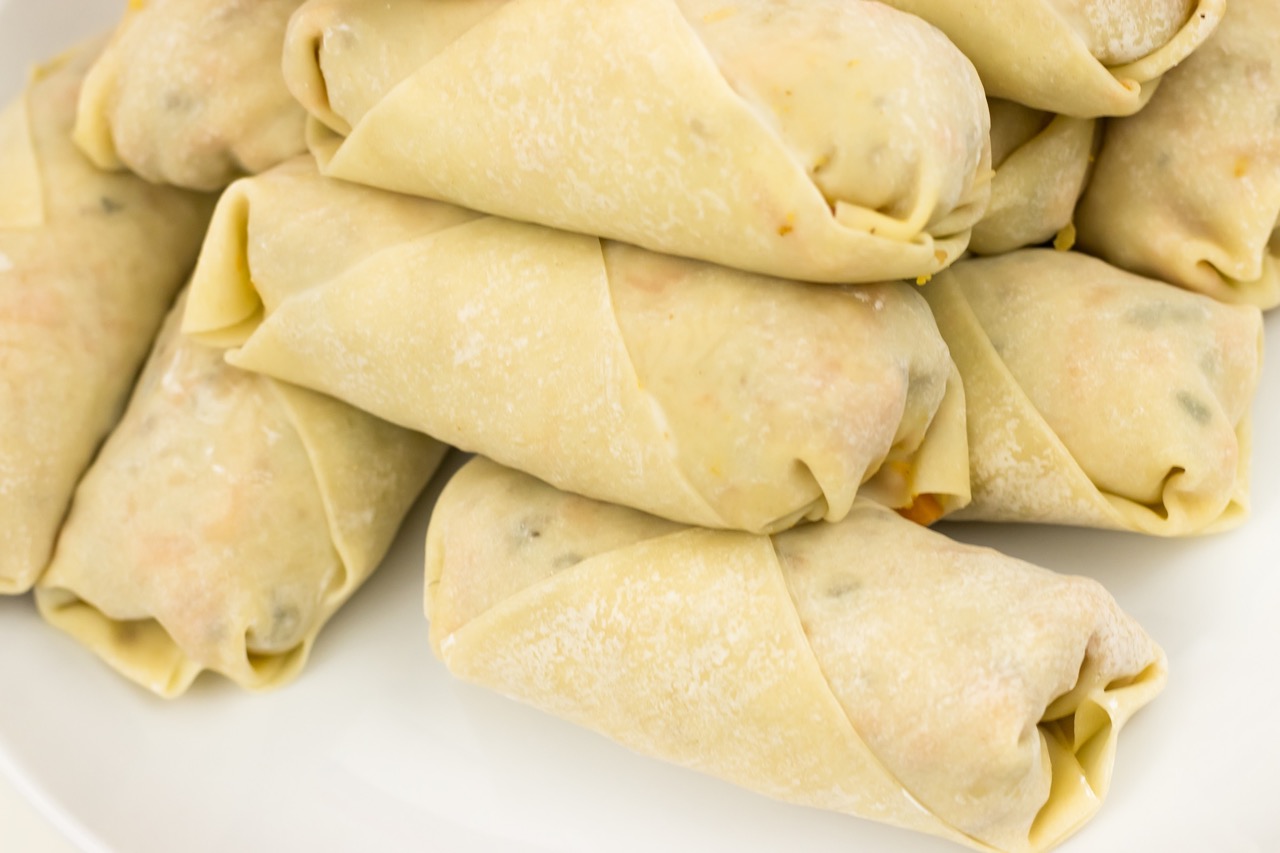 How To Store Uncooked Egg Rolls Storables