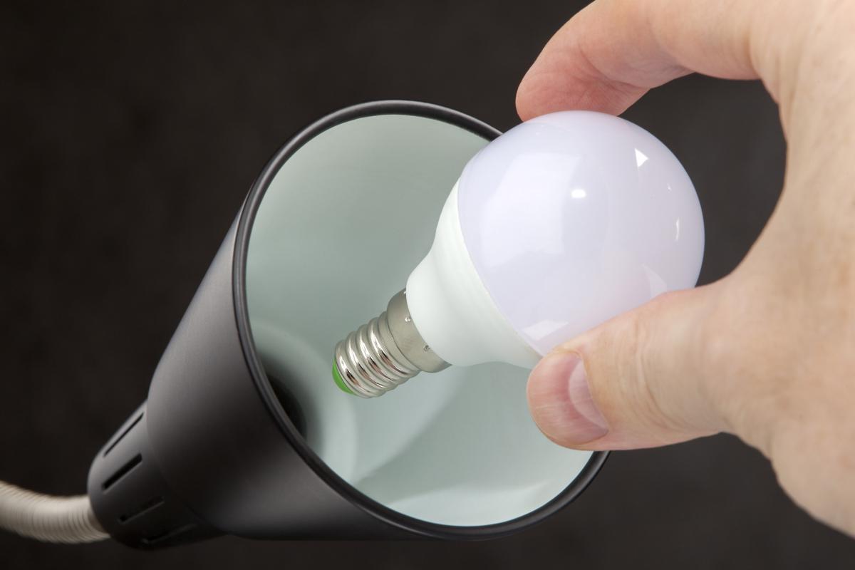 What Causes A Light Bulb To Burn Out Immediately Storables